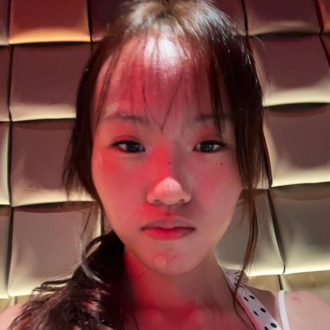 Babysitter in Singapore: Siyan