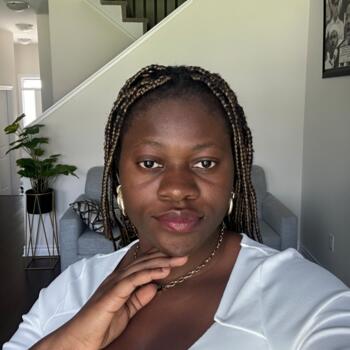 Babysitter in Gloucester: Naomie