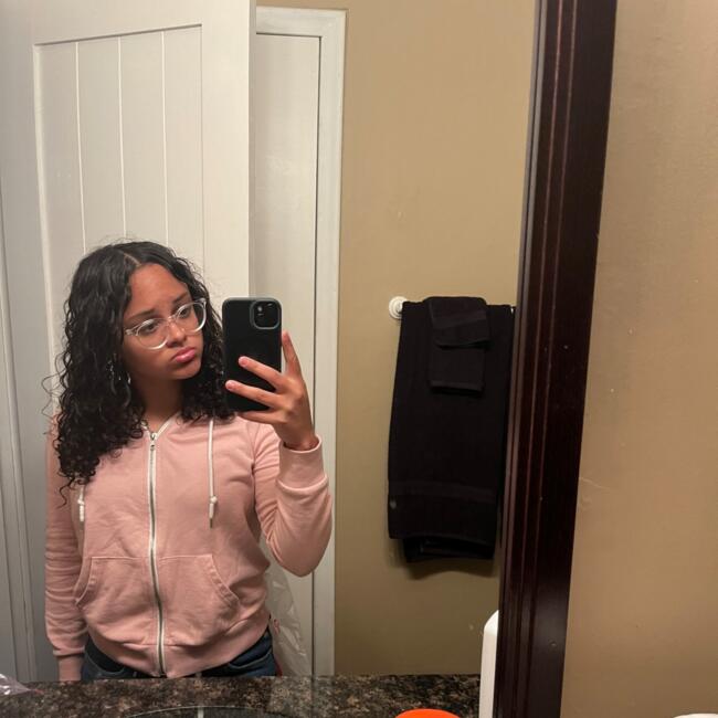 Babysitter in Omaha: Alicia