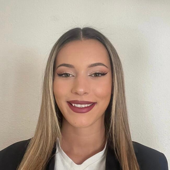 Canguro en Málaga: Yasmina