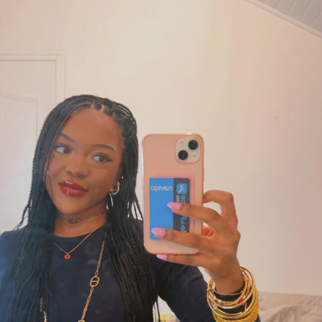 Babysitter in La Garenne-Colombes: Daphné 