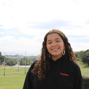 Babysitter in São João da Talha: Rayssa