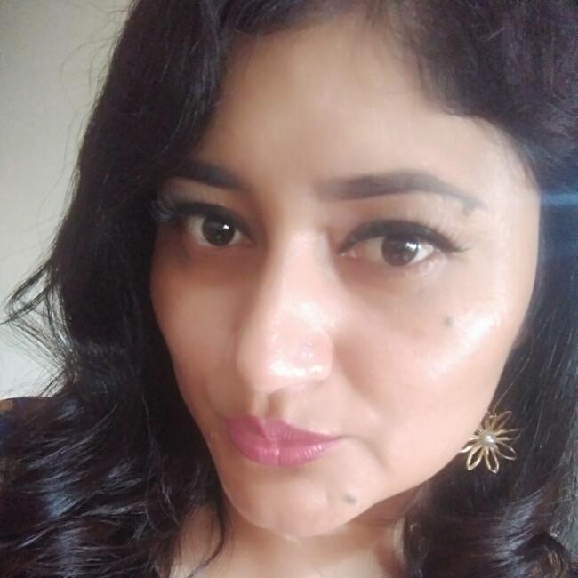 Niñera en Salinas: Leonela