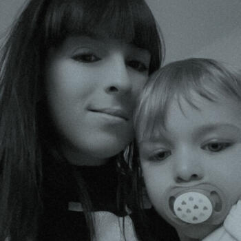 Babysitter in Budapest: Viktória