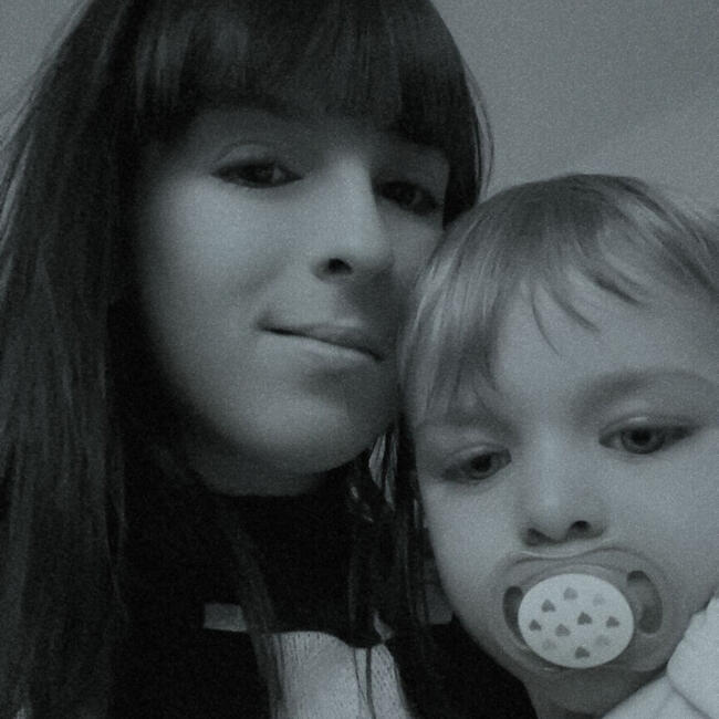 Babysitter in Budapest: Viktória