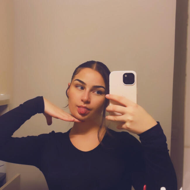 Babysitter in Livry-Gargan: Marie