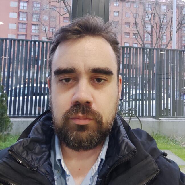 Babysitting job in Madrid: Jesús