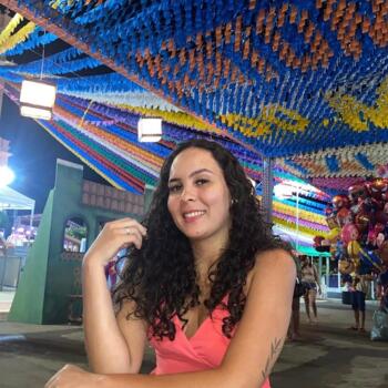 Babysitter in Balsas: Lara Beatriz
