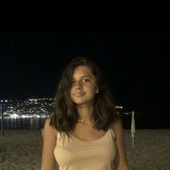 Babysitter in Souppes-sur-Loing: Tania
