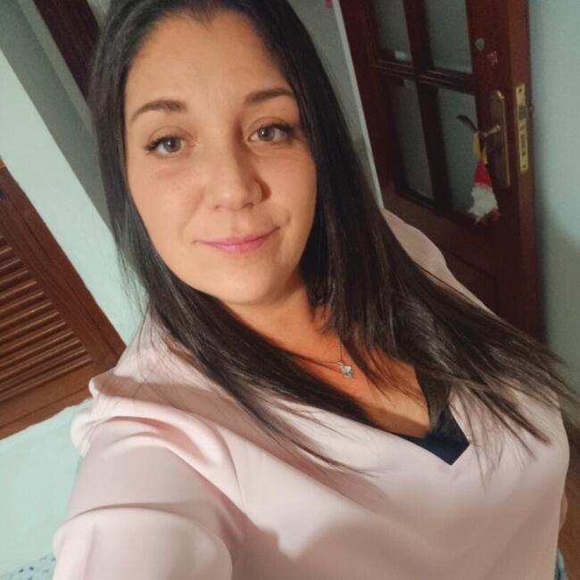 Babysitting job in Almería: Laura