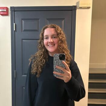 Babysitter in New Milford (New Jersey): Alyson