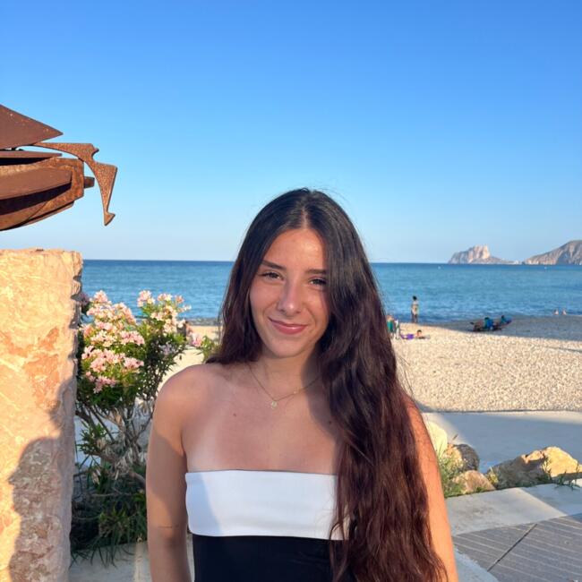 Nanny in Villamayor: Marina