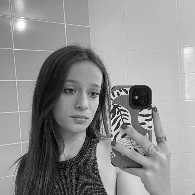 Babysitter in Amiens: Marion