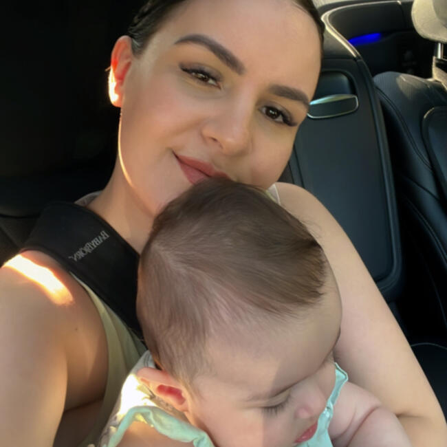 Nanny in Weiach: Özge