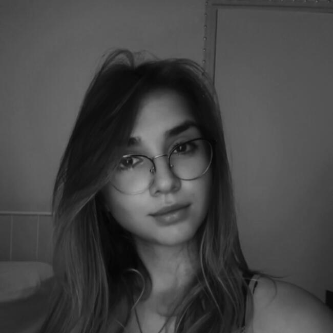 Babysitter in Limoges: Ambre