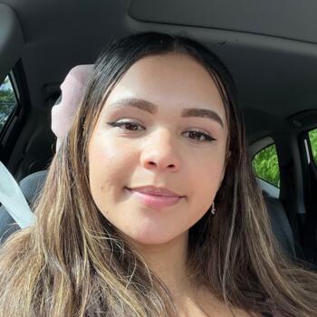 Babysitter in Chicago: Jessica