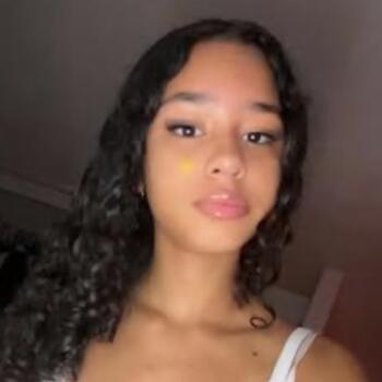 Babysitter em Setúbal: Helena