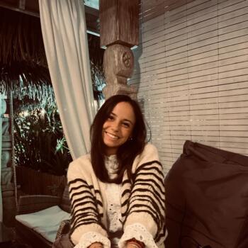 Babysitter in Chalagnac: Louna