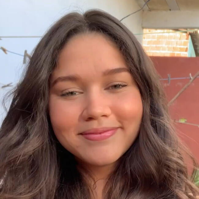 Babysitter in Olinda: Karolyne