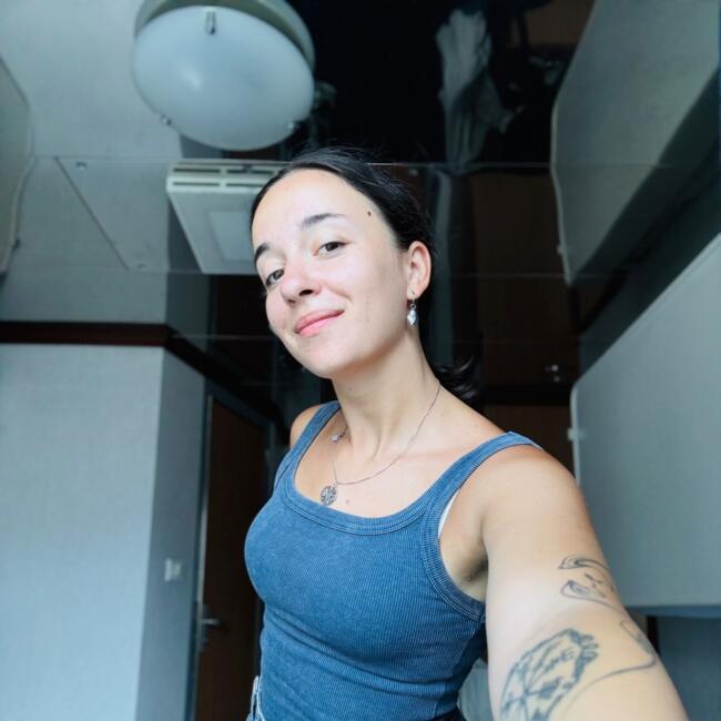 Babysitter in Carugate: Nicole