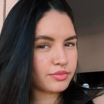 Babysitter in Serra: Bruna