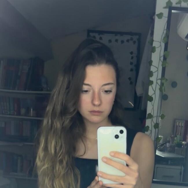 Babysitter in Arles: Jolene