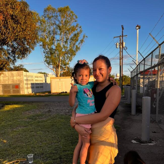 Niñera en David: Yoydeth