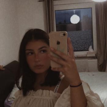 Babysitters in Wuppertal: Kimberly-Lale
