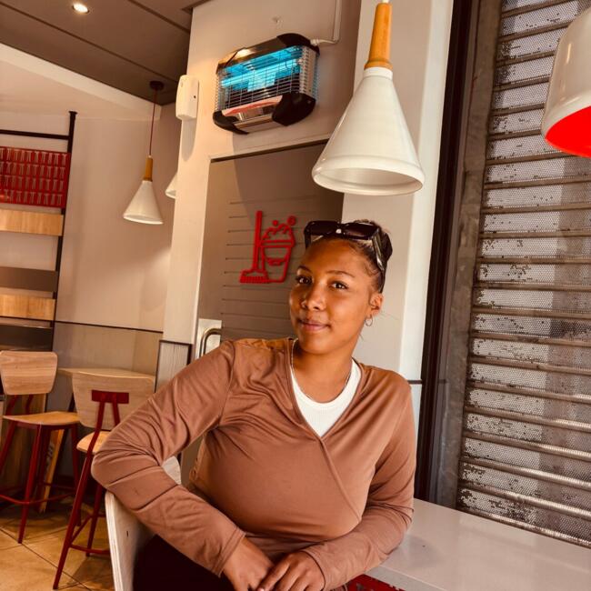 Babysitter in Cape Town: Desmonay