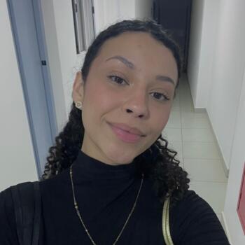 Babysitter in Uberlândia: Camilly