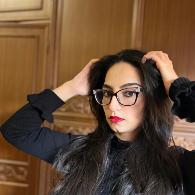 Babysitter in Rome: Niloofar