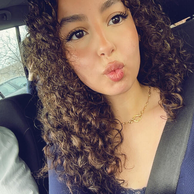 Babysitter in Jonquières-Saint-Vincent: Alya