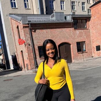 Barnevakt Oslo: Naomi
