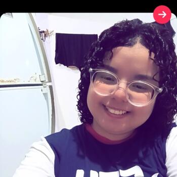 Babá em Fortaleza: Auriane