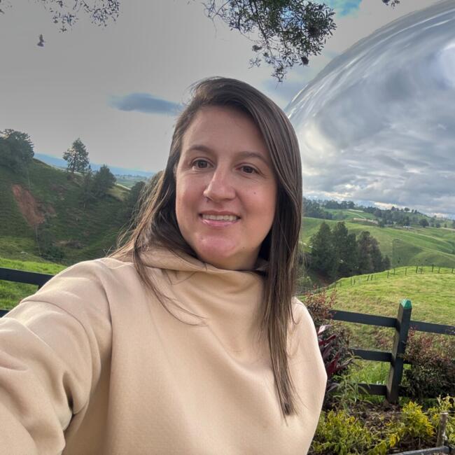 Babysitting job in Medellín: Gabriela