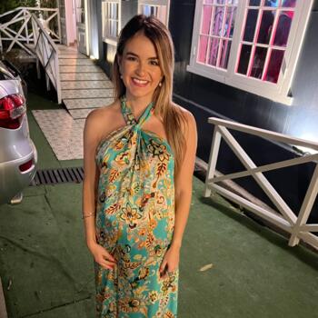 Trabajo de niñera en Santa Ana: trabajo de niñera Melania