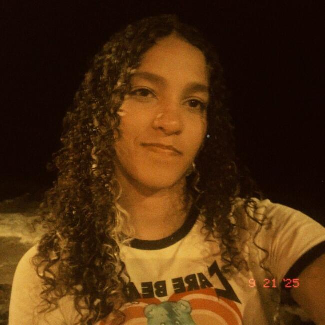 Babysitter in Olinda: Thaís