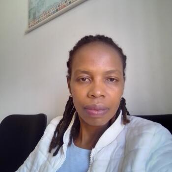 Nanny Johannesburg: Trish Sitshengisiwe