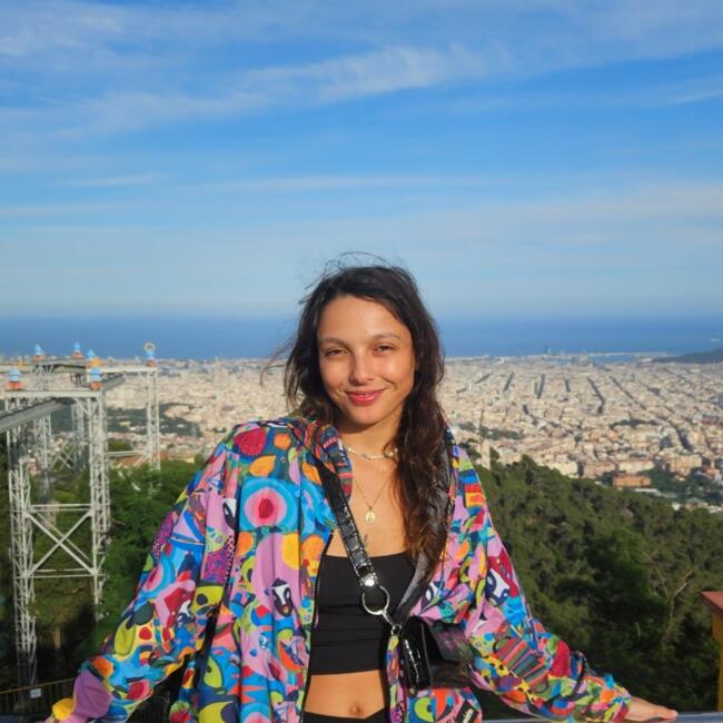Canguro en París: Bruna