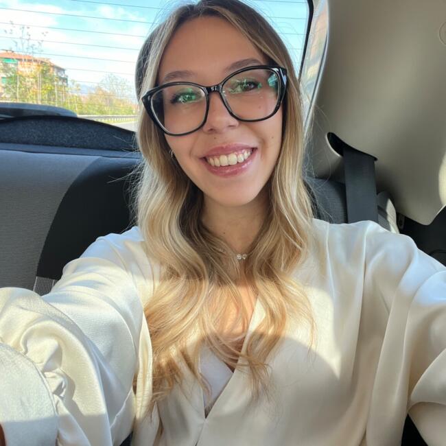 Babysitter a Prato: Olivia