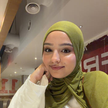 Babysitter in Tangier: Yasmina