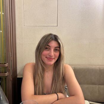 Babysitter in Korydallos: Καλλιοπη