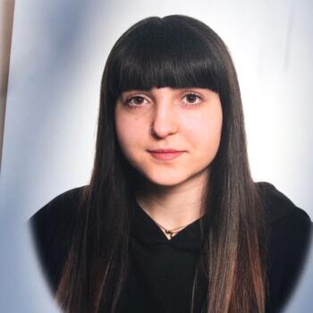 Niñera en Burgos: Lara