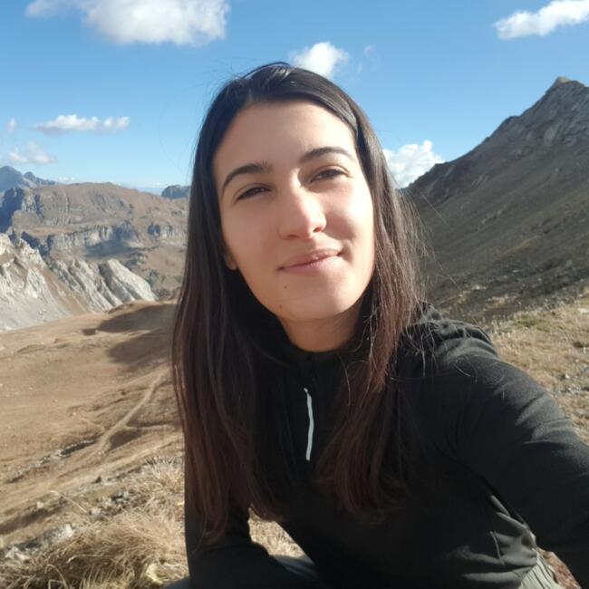 Babysitter a Sasso Marconi: Laura