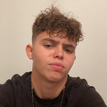 Babysitter in Belfort: Orleane