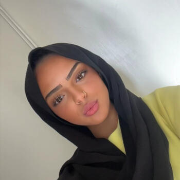 Babysitter in Trappes: Nour