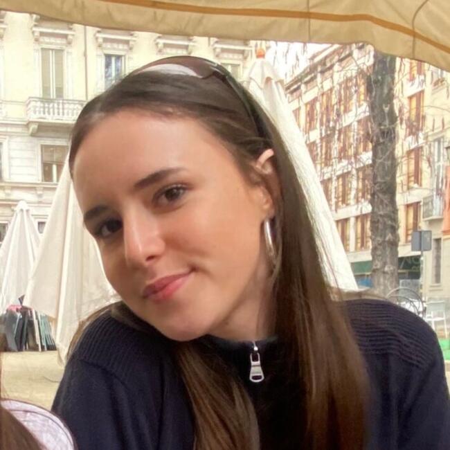 Baby-sitter à Neuilly-Plaisance: Zoé