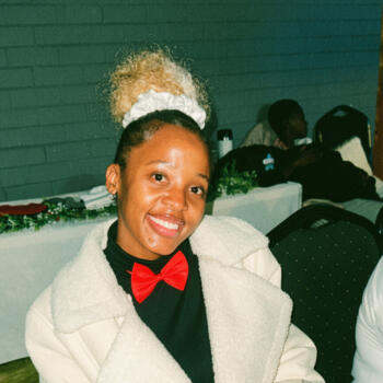 Babysitter Krugersdorp: Asanda Dlamini