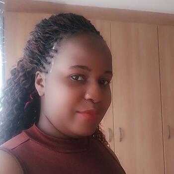 Babysitter Emalahleni: Ruvarashe