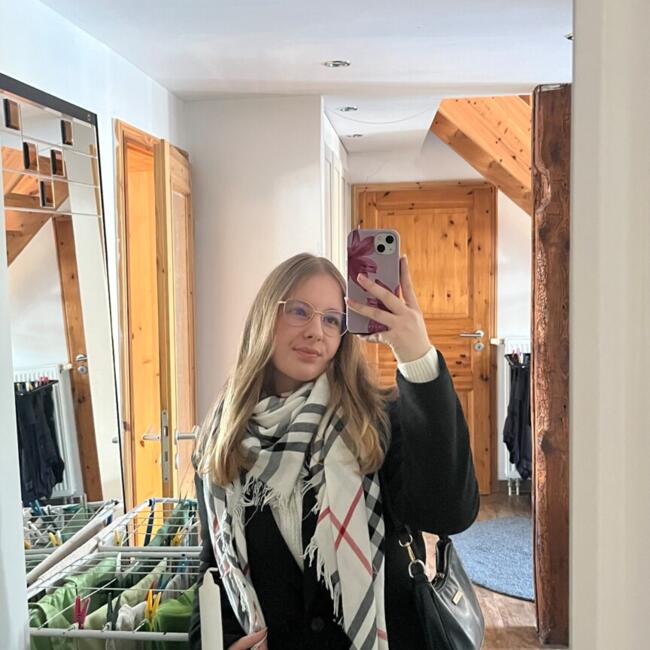 Babysitter in Klein Belitz: Lucy